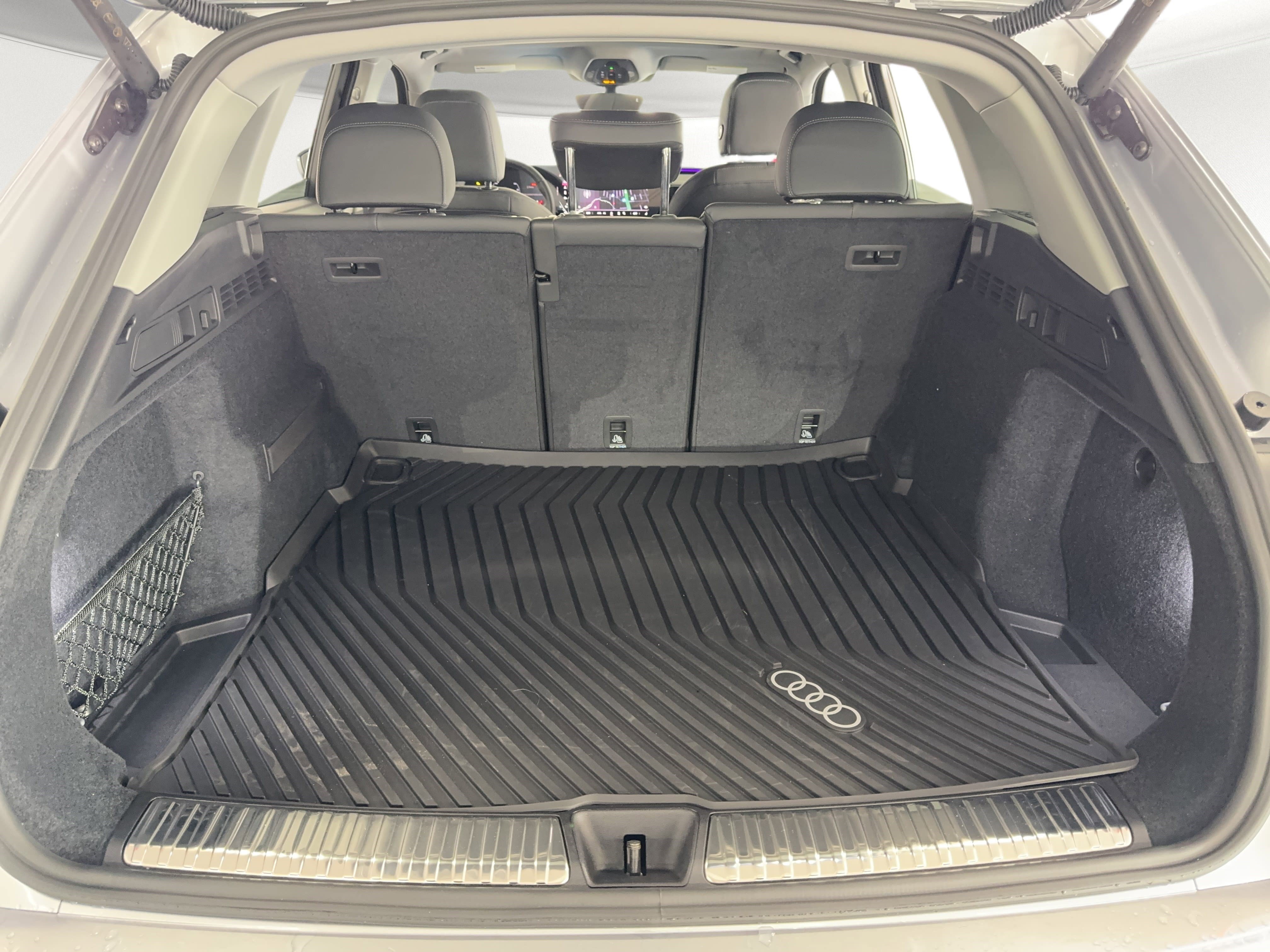 Used 2025 Audi Q5 Premium Plus w/ Premium Plus AWD/4WD image 13
