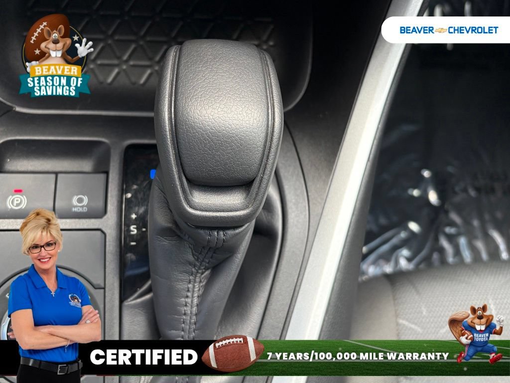 Used 2024 Toyota RAV4 AWD Hybrid image 23