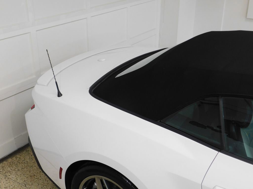 Used 2025 Ford Mustang GT Premium RWD image 18