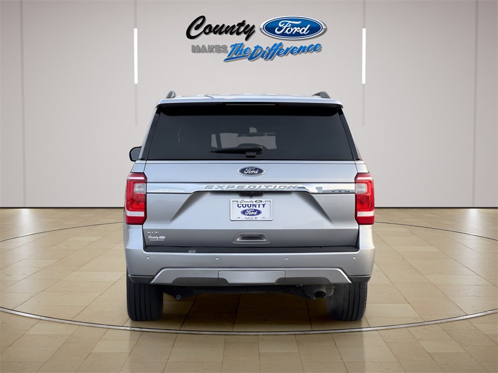 Used 2020 Ford Expedition XLT image 11