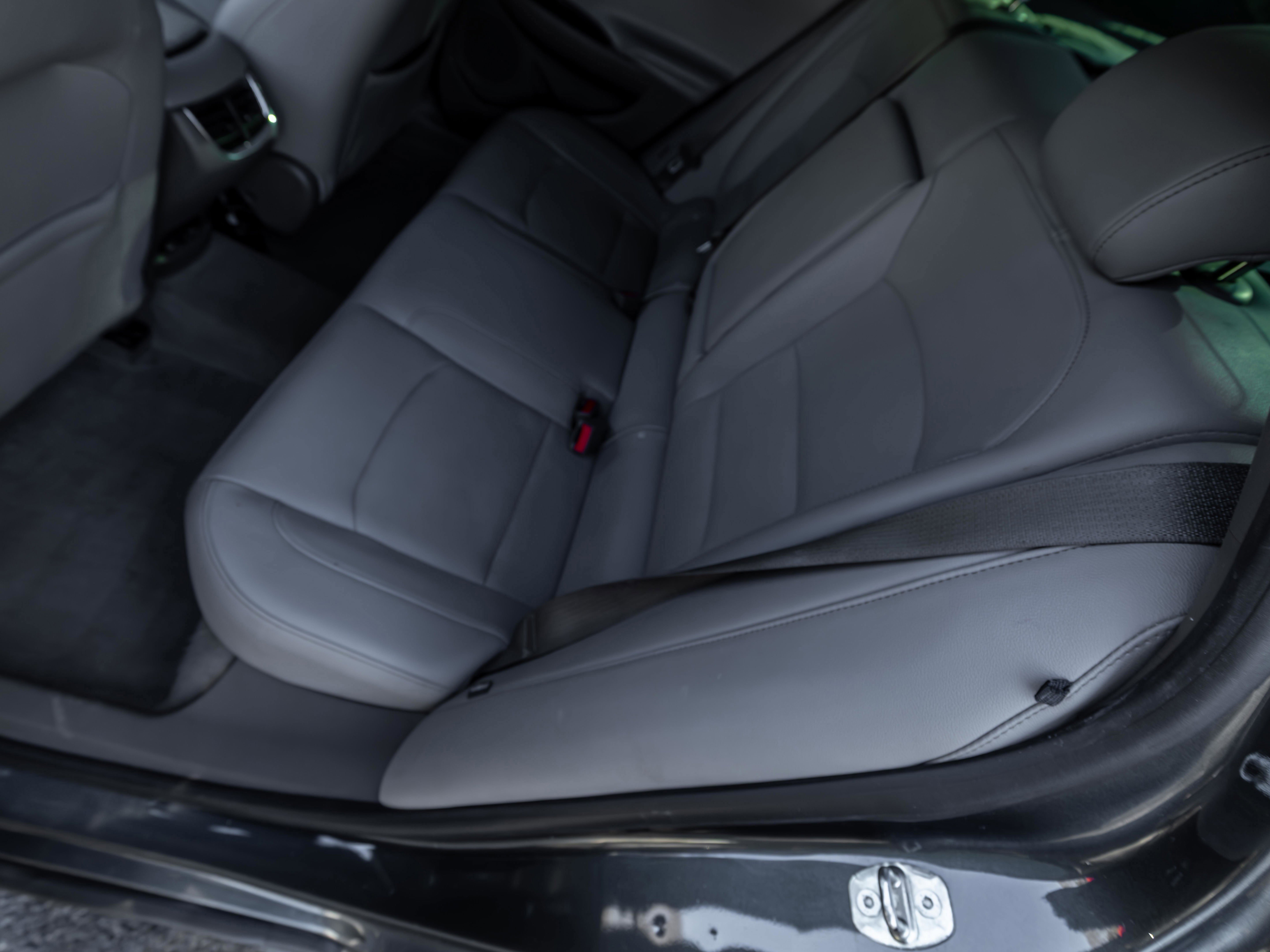 Used 2019 Chevrolet Malibu Premier w/ Sun and Wheel Package image 15