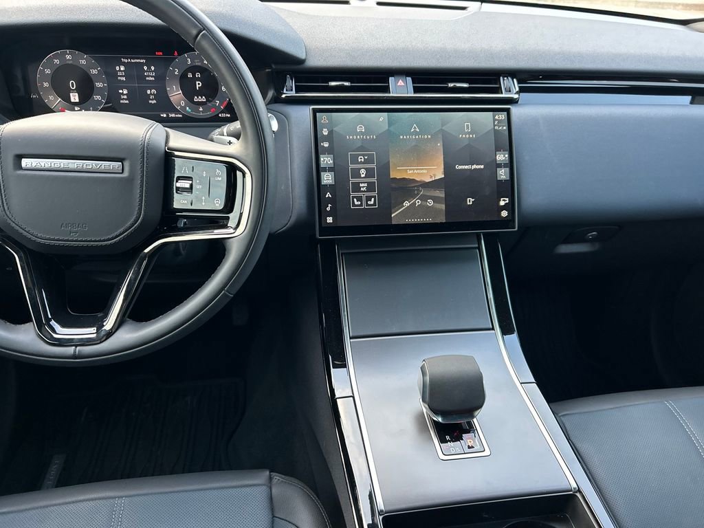Used 2026 Land Rover Range Rover Velar S AWD/4WD image 18