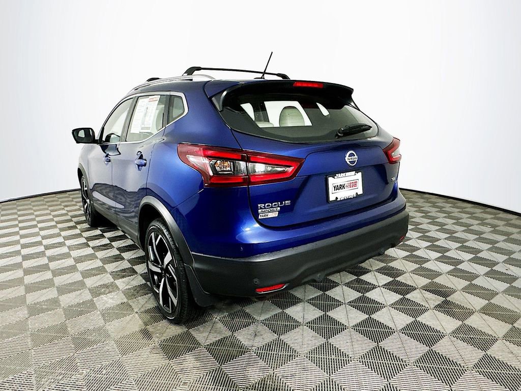Used 2021 Nissan Rogue Sport SL image 7