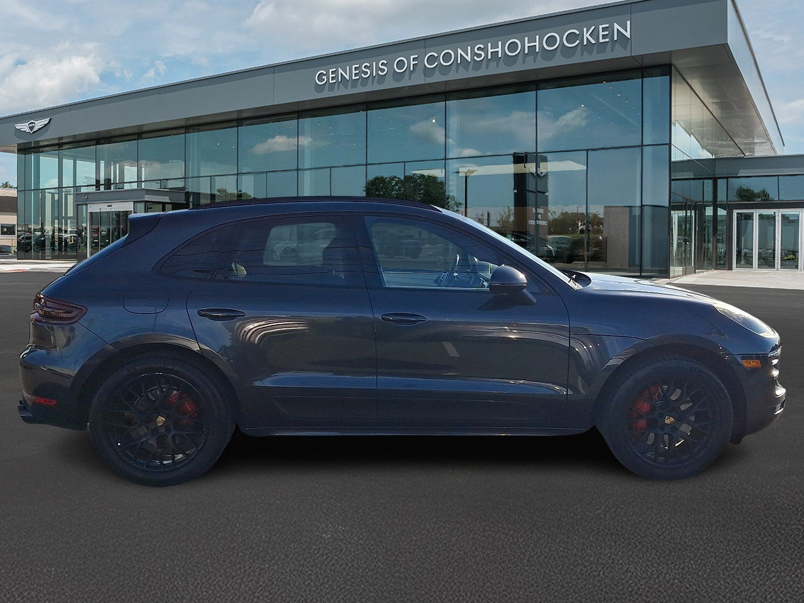 Used 2017 Porsche Macan GTS AWD/4WD image 7