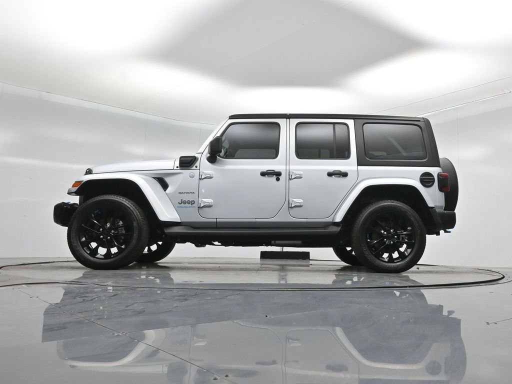 Used 2023 Jeep Wrangler Unlimited Sahara image 8