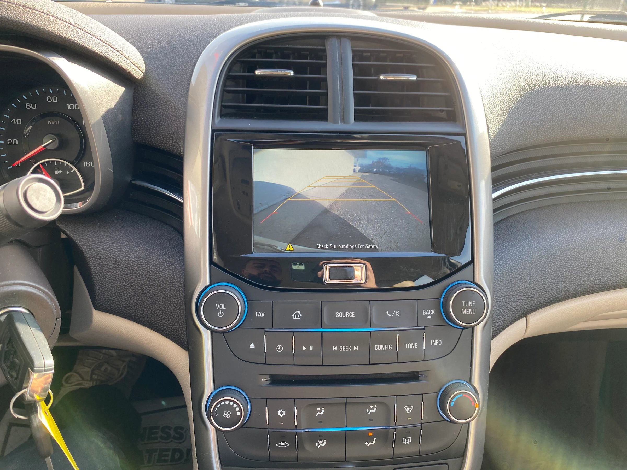 Used 2015 Chevrolet Malibu LT w/ Power Convenience Package FWD image 19