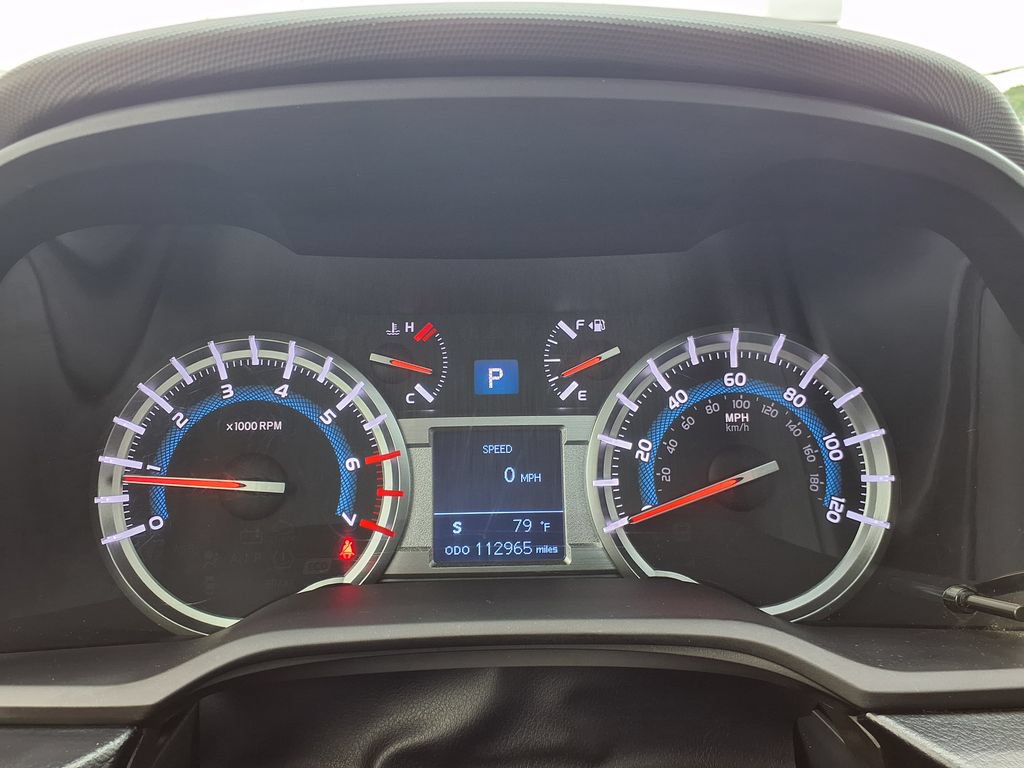 Used 2018 Toyota 4Runner SR5 Premium AWD/4WD image 36