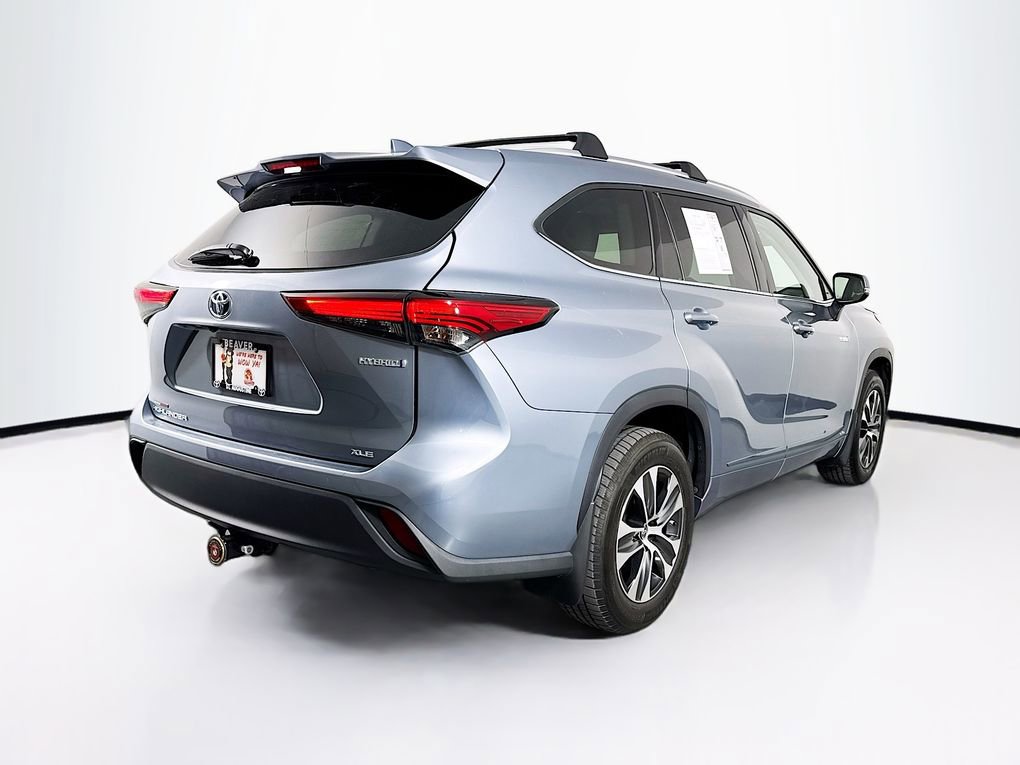 Used 2021 Toyota Highlander XLE image 10