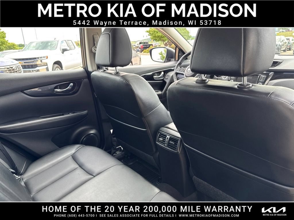Used 2022 Nissan Rogue Sport SL w/ Premium Package AWD/4WD image 34