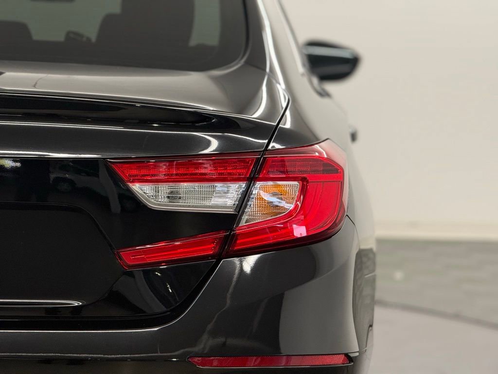 Used 2022 Honda Accord LX image 7