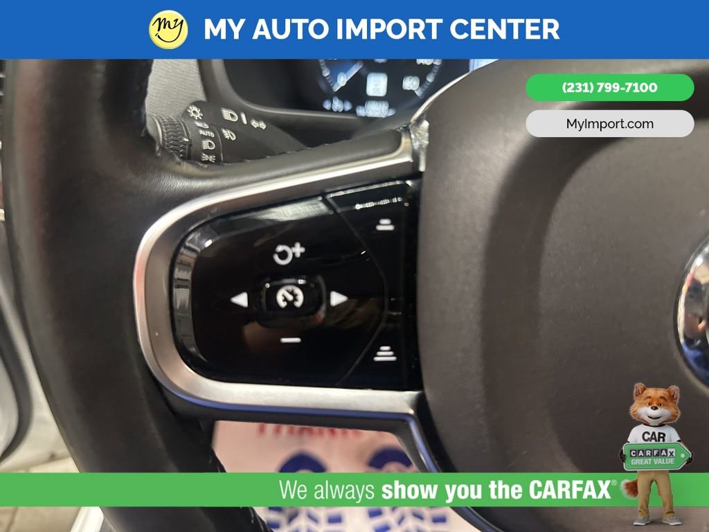 Used 2017 Volvo XC90 T6 Momentum w/ Momentum Plus Package image 17