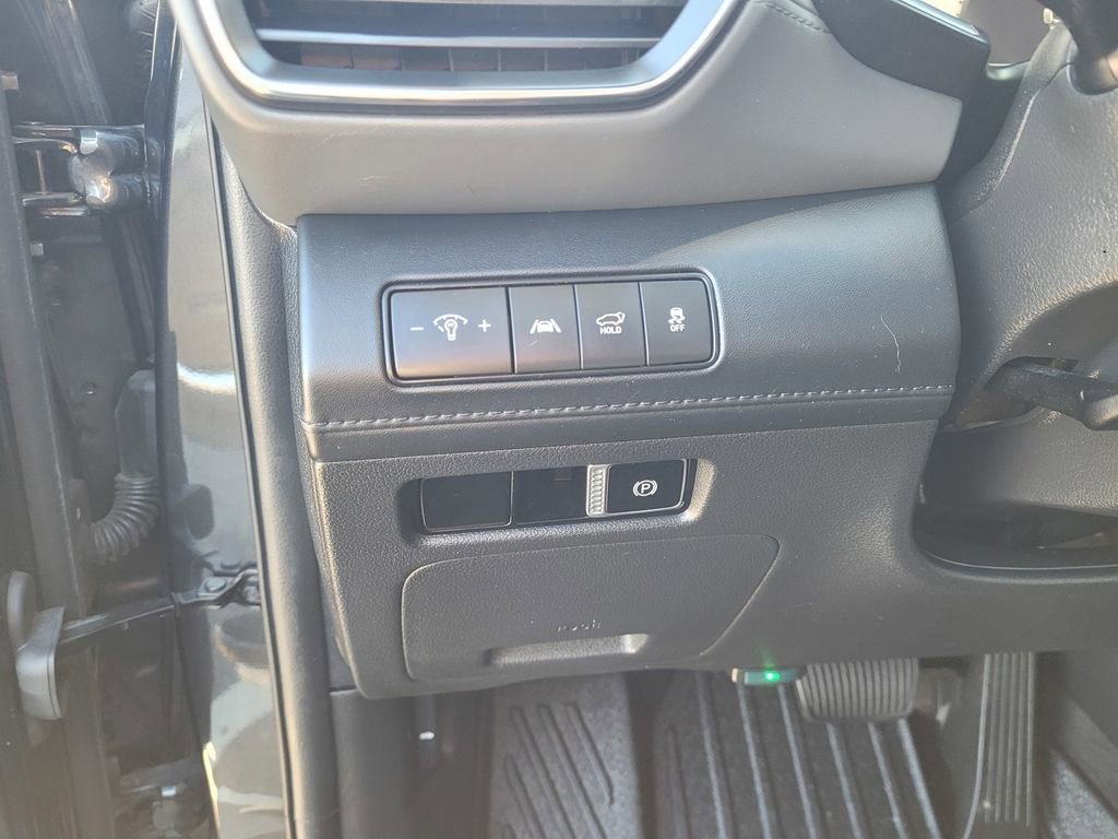 Used 2022 Hyundai Santa Fe Limited w/ Cargo Package image 25