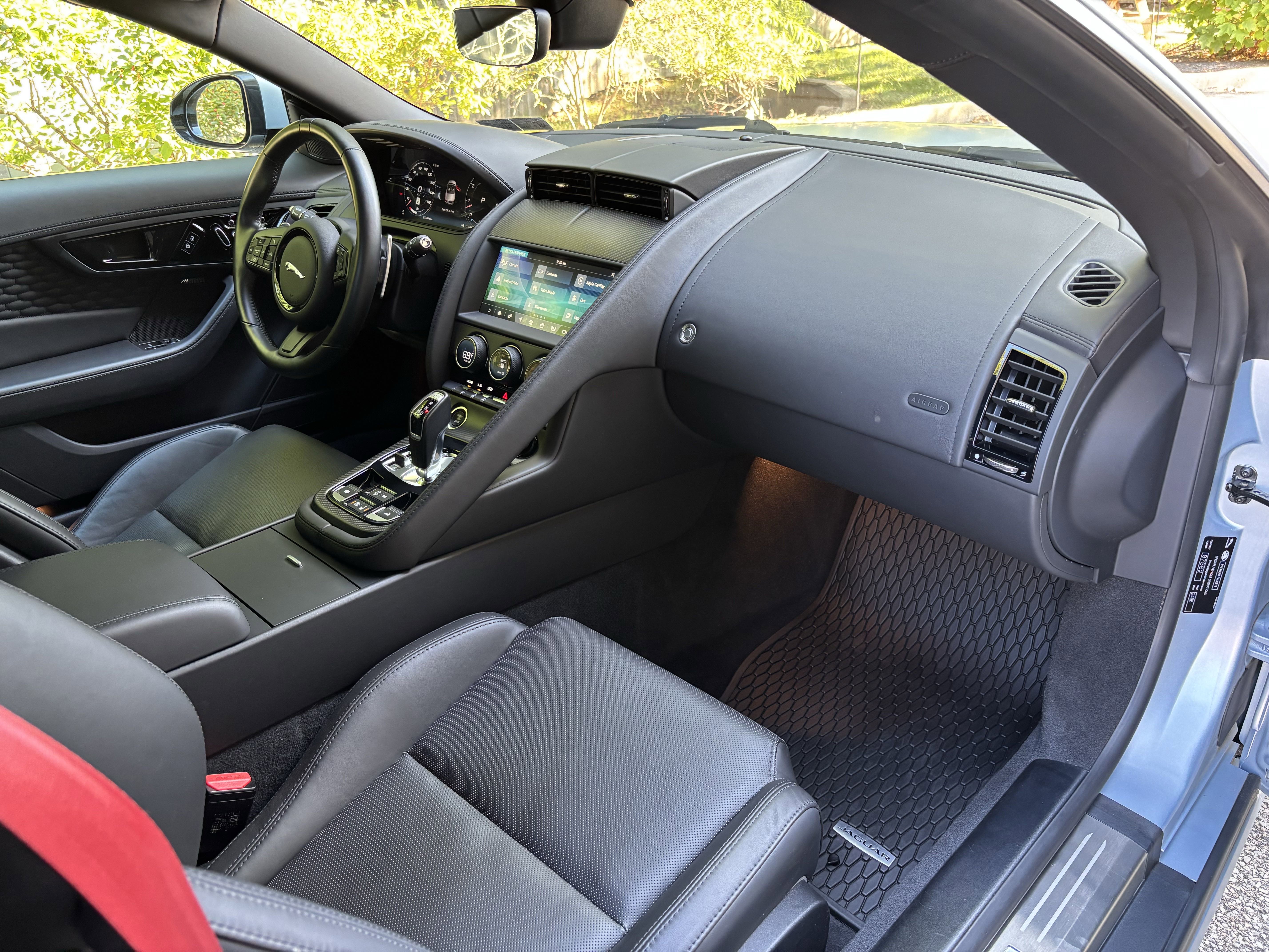 Used 2021 Jaguar F-TYPE R-Dynamic image 21