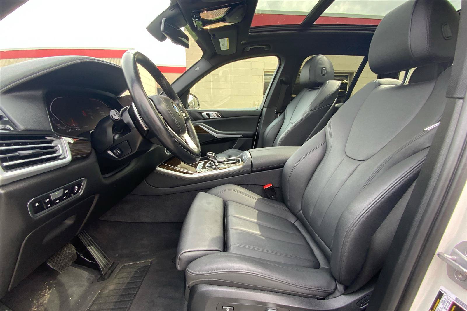 Used 2020 BMW X5 xDrive40i w/ Convenience Package AWD/4WD image 10