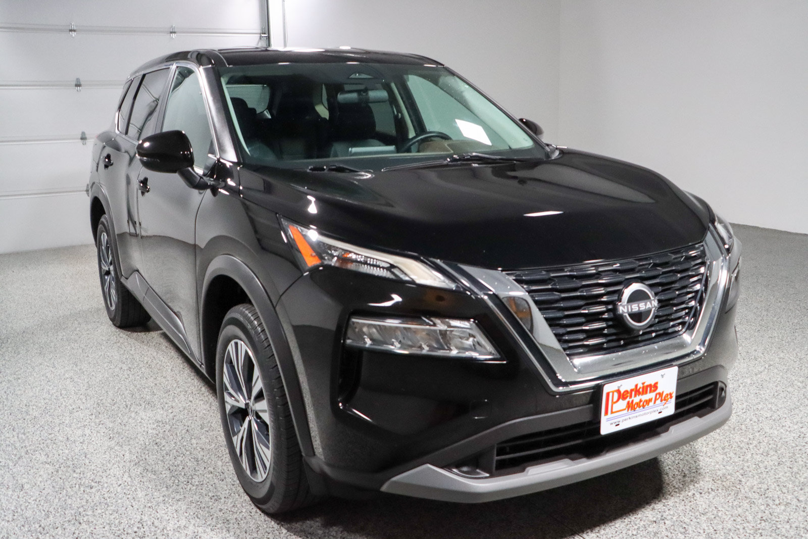 Used 2022 Nissan Rogue SV AWD/4WD image 5
