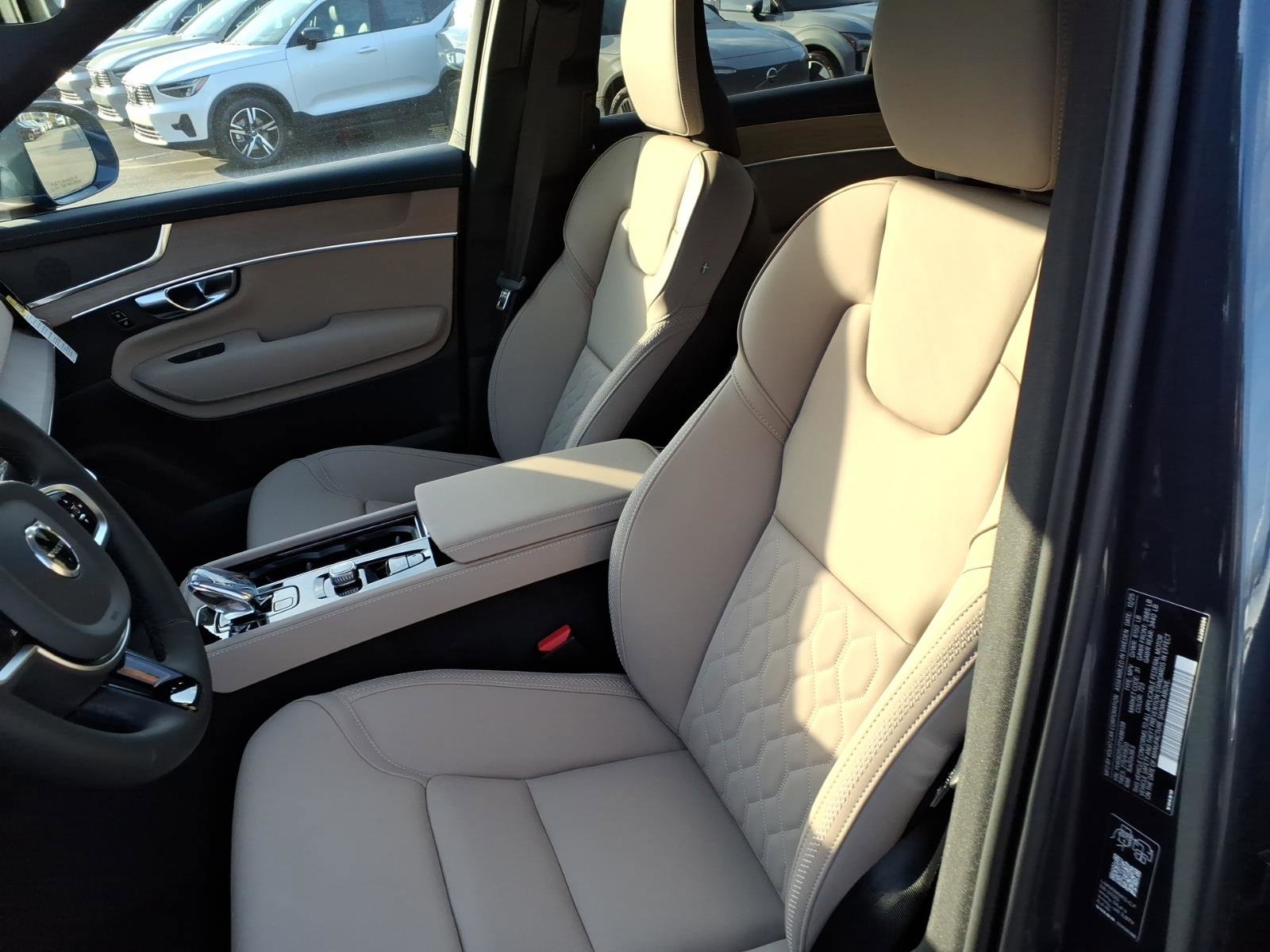 New 2026 Volvo XC90 B6 Core AWD/4WD image 17