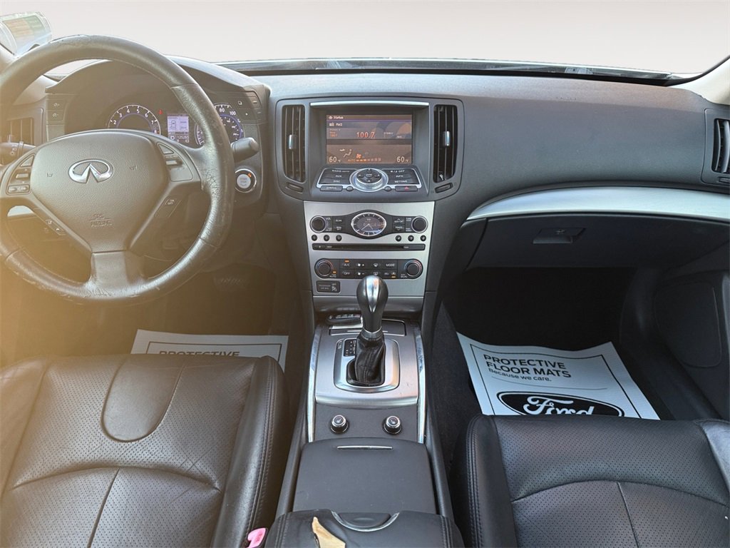 Used 2015 INFINITI Q40 w/ Moonroof Package image 10