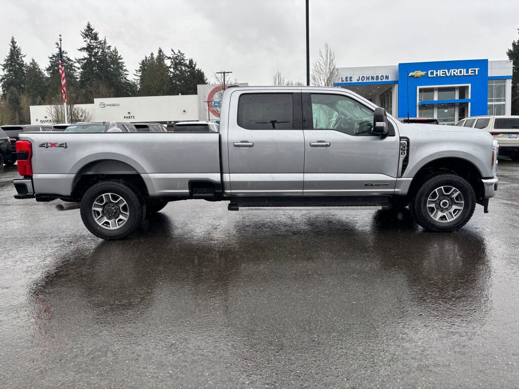 Used 2024 Ford F350 Lariat image 4