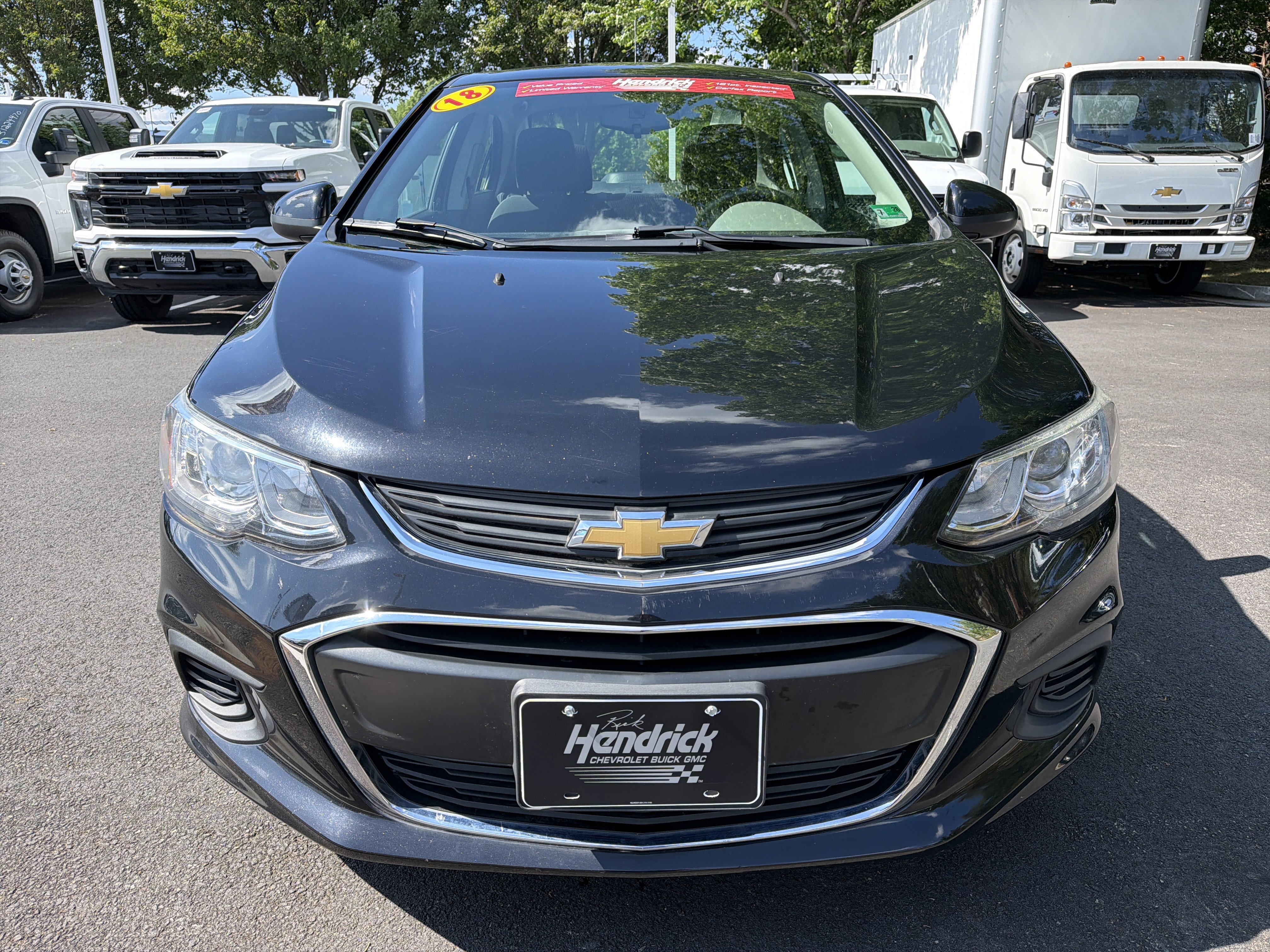 Used 2018 Chevrolet Sonic LT FWD image 3