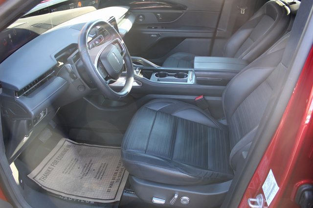 Certified 2024 Lincoln Nautilus Reserve w/ Equipment Group 202A image 15