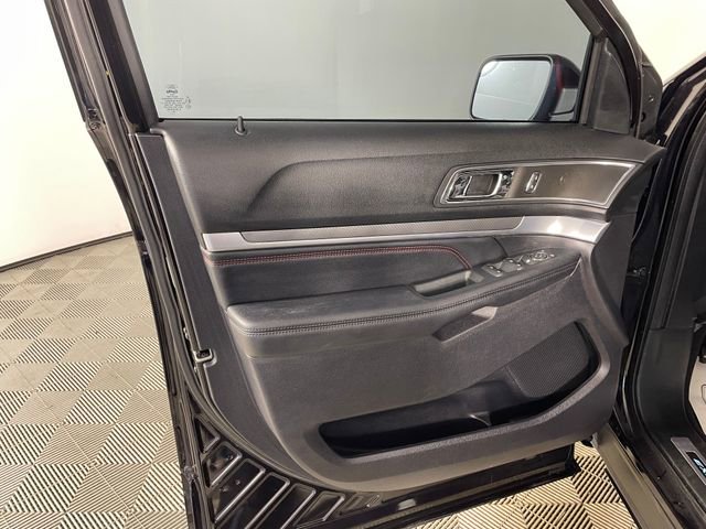 Certified 2019 Ford Explorer Sport image 18
