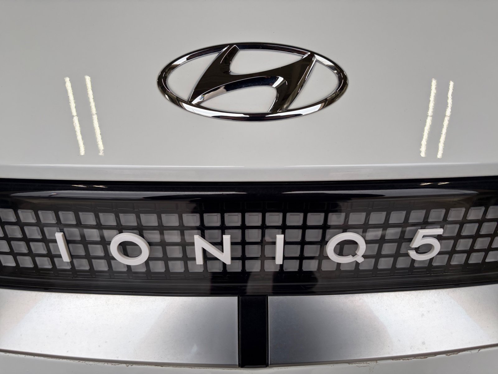 Certified 2024 Hyundai Ioniq 5 Limited AWD/4WD image 23