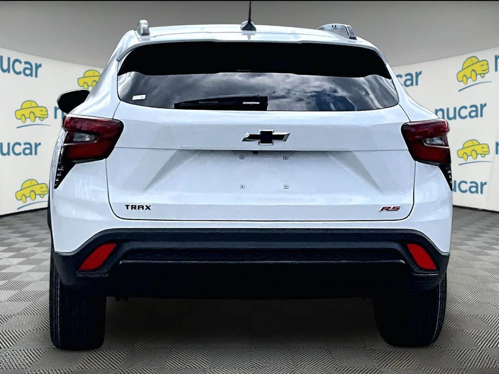 New 2026 Chevrolet Trax RS w/ Driver Confidence Package FWD image 6