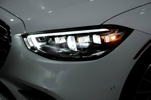 Used 2024 Mercedes-Benz S 580 4MATIC Sedan image 8