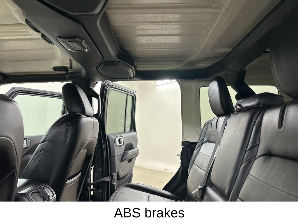 Used 2023 Jeep Wrangler Unlimited Sahara w/ Cold Weather Group image 29