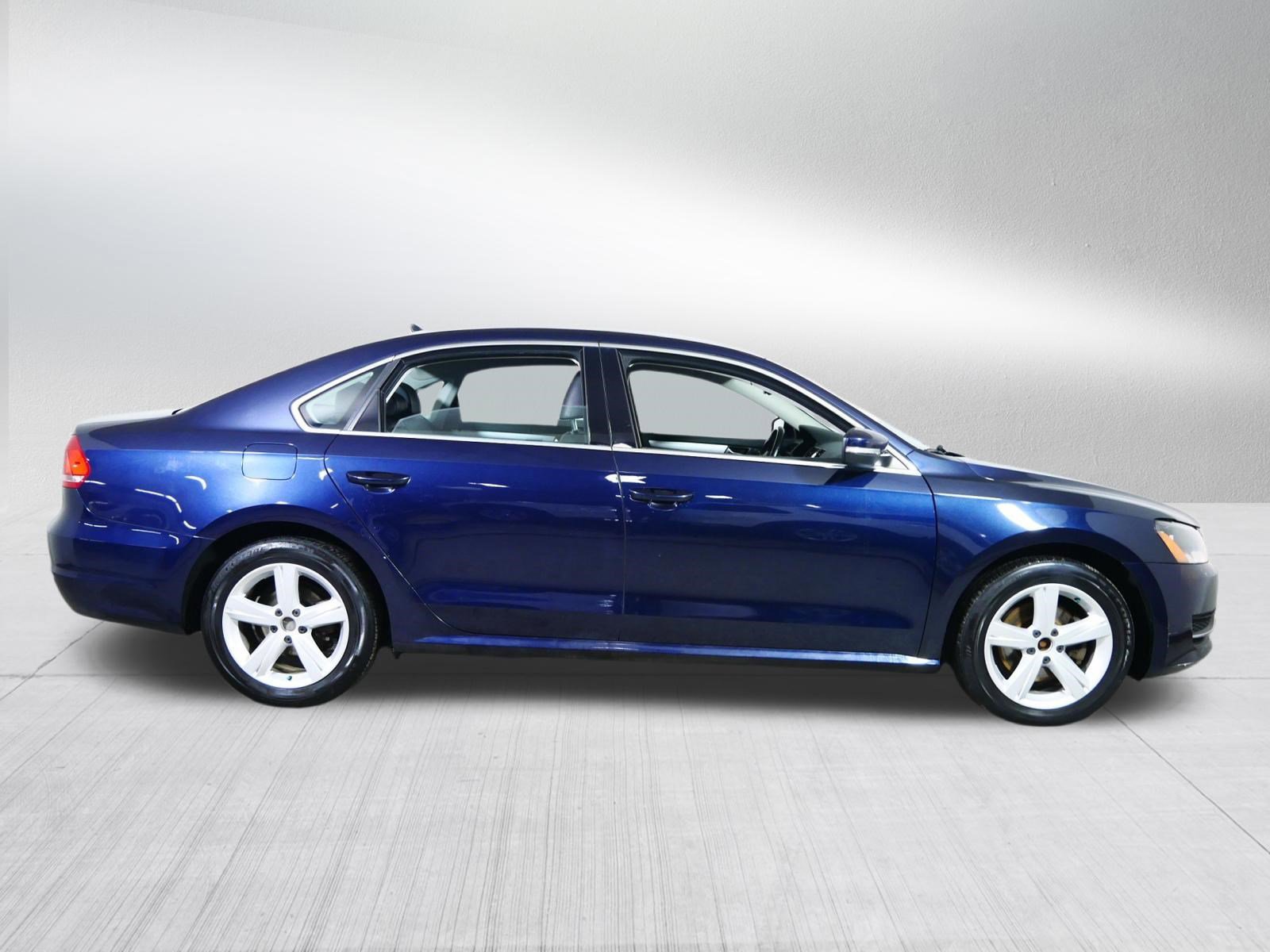 Used 2013 Volkswagen Passat 2.5 SE image 8