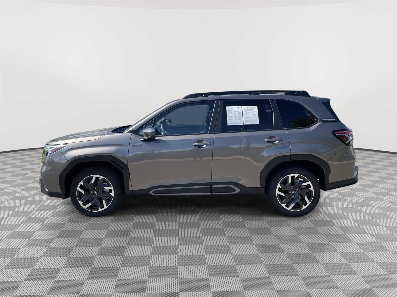 Certified 2025 Subaru Forester Limited w/ Popular Package AWD/4WD image 12
