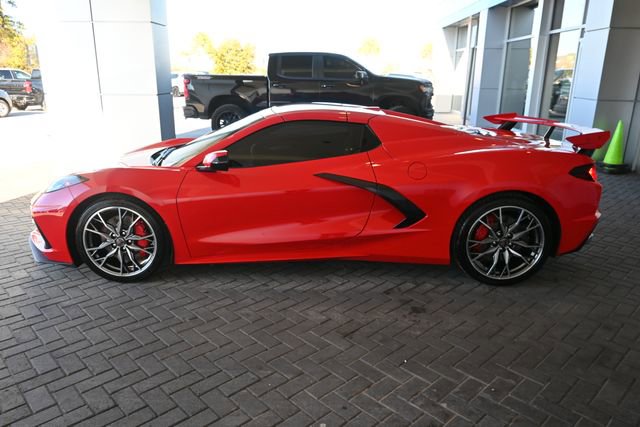 Used 2025 Chevrolet Corvette Stingray Premium Conv w/ Z51 Performance Package image 2
