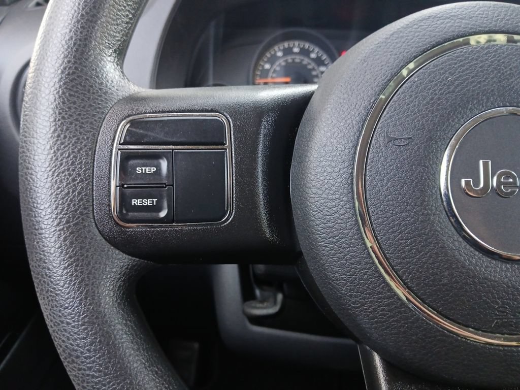 Used 2016 Jeep Compass Sport w/ Power Value Group FWD image 11