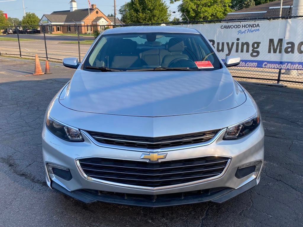 Used 2017 Chevrolet Malibu LT FWD image 6