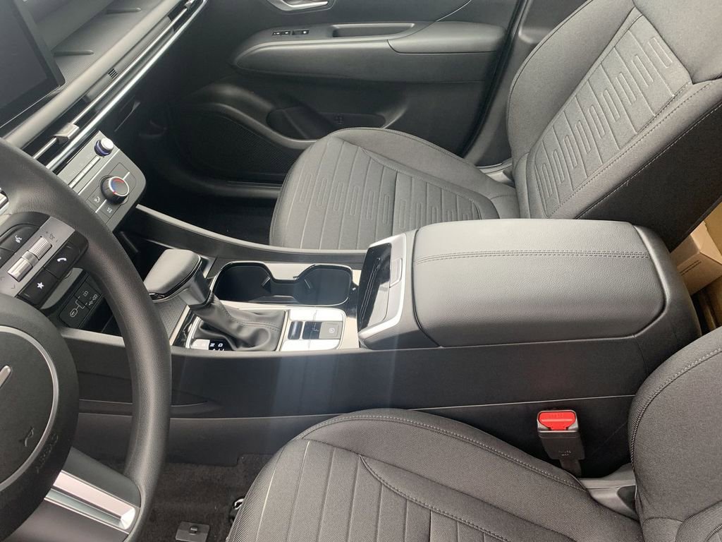 New 2026 Hyundai Santa Cruz SE image 13
