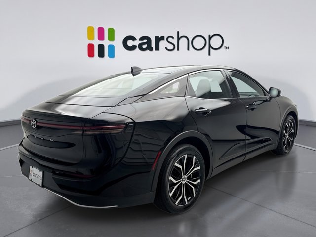 Used 2023 Toyota Crown AWD/4WD image 5