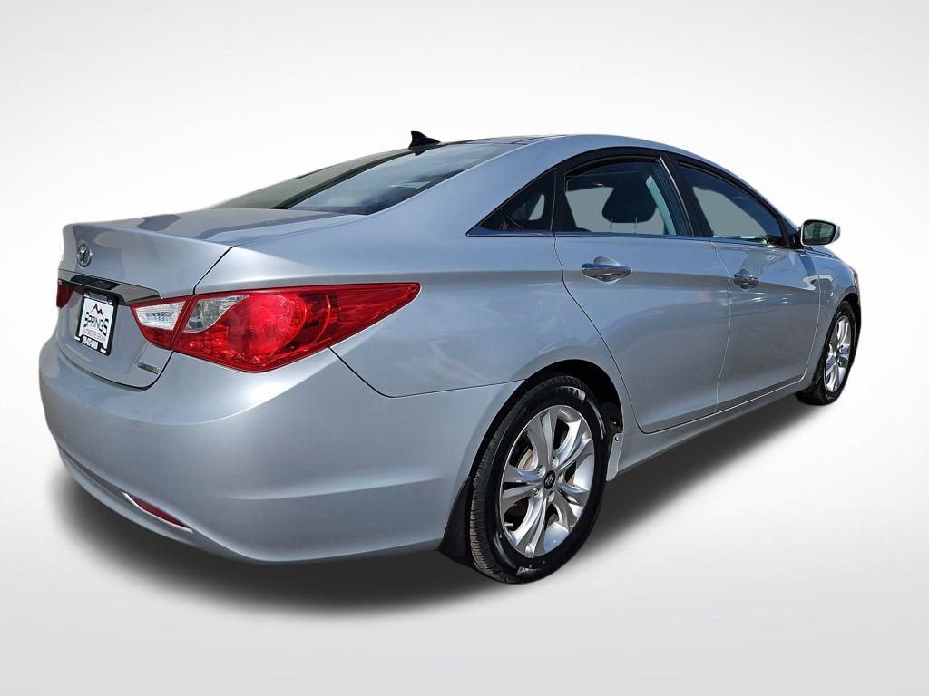 Used 2012 Hyundai Sonata Limited FWD image 5