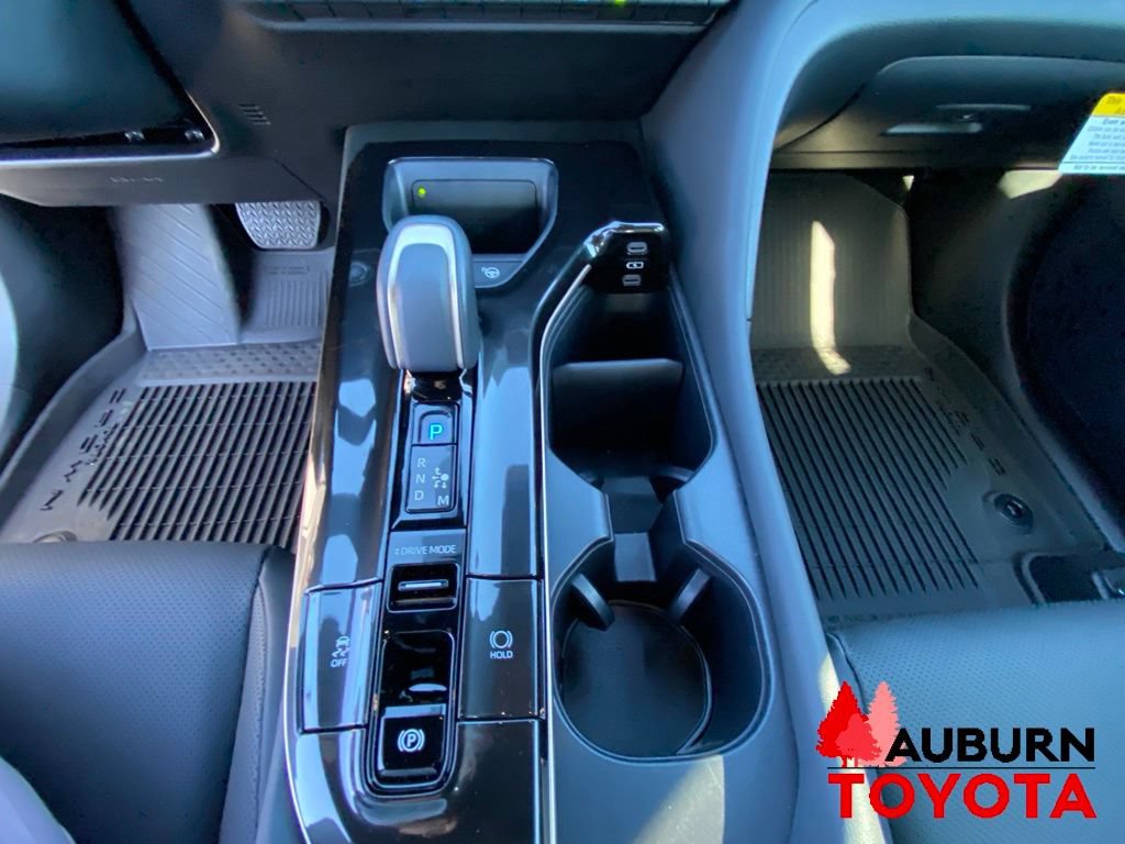 New 2026 Toyota Crown Platinum AWD/4WD image 37