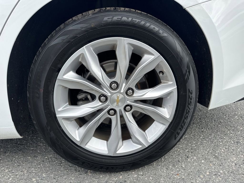 Used 2021 Chevrolet Malibu LT FWD image 30