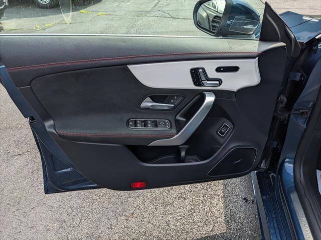 Used 2023 Mercedes-Benz CLA 250 image 10