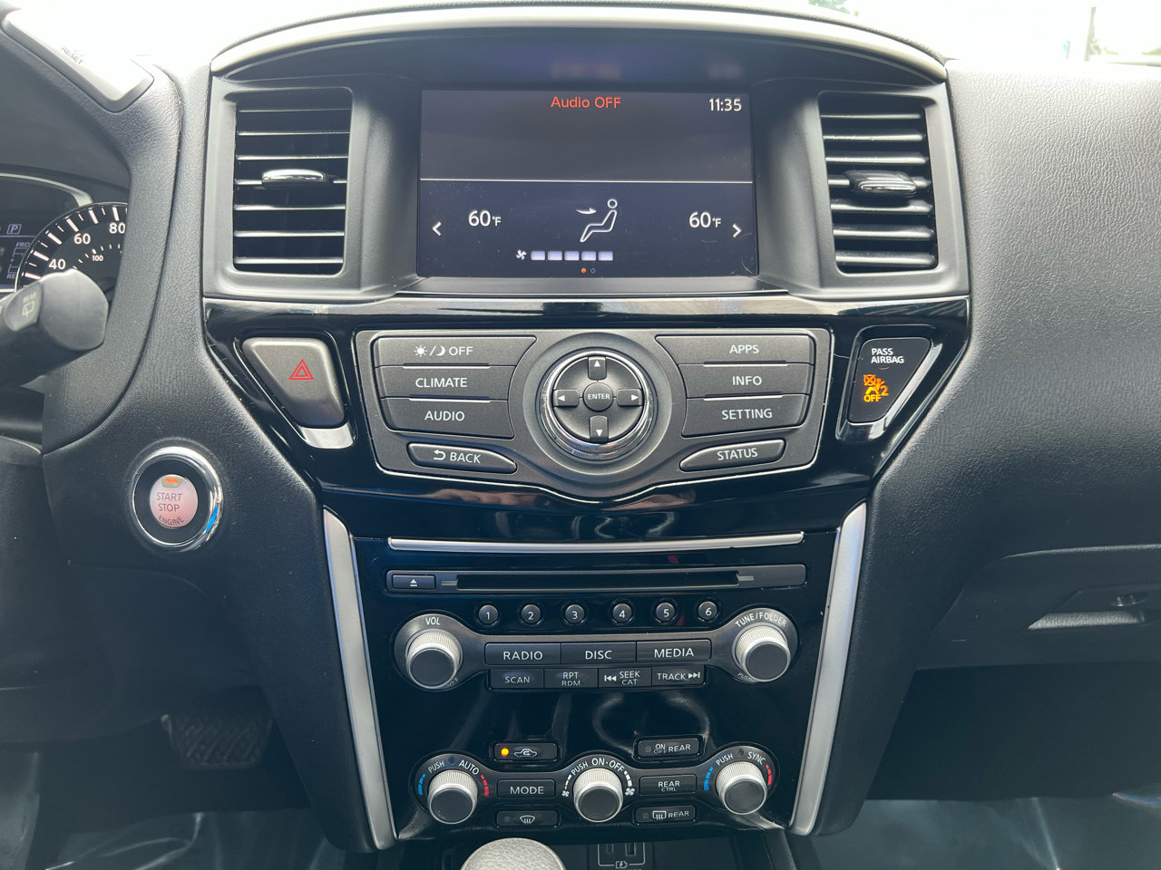 Used 2019 Nissan Pathfinder S image 16