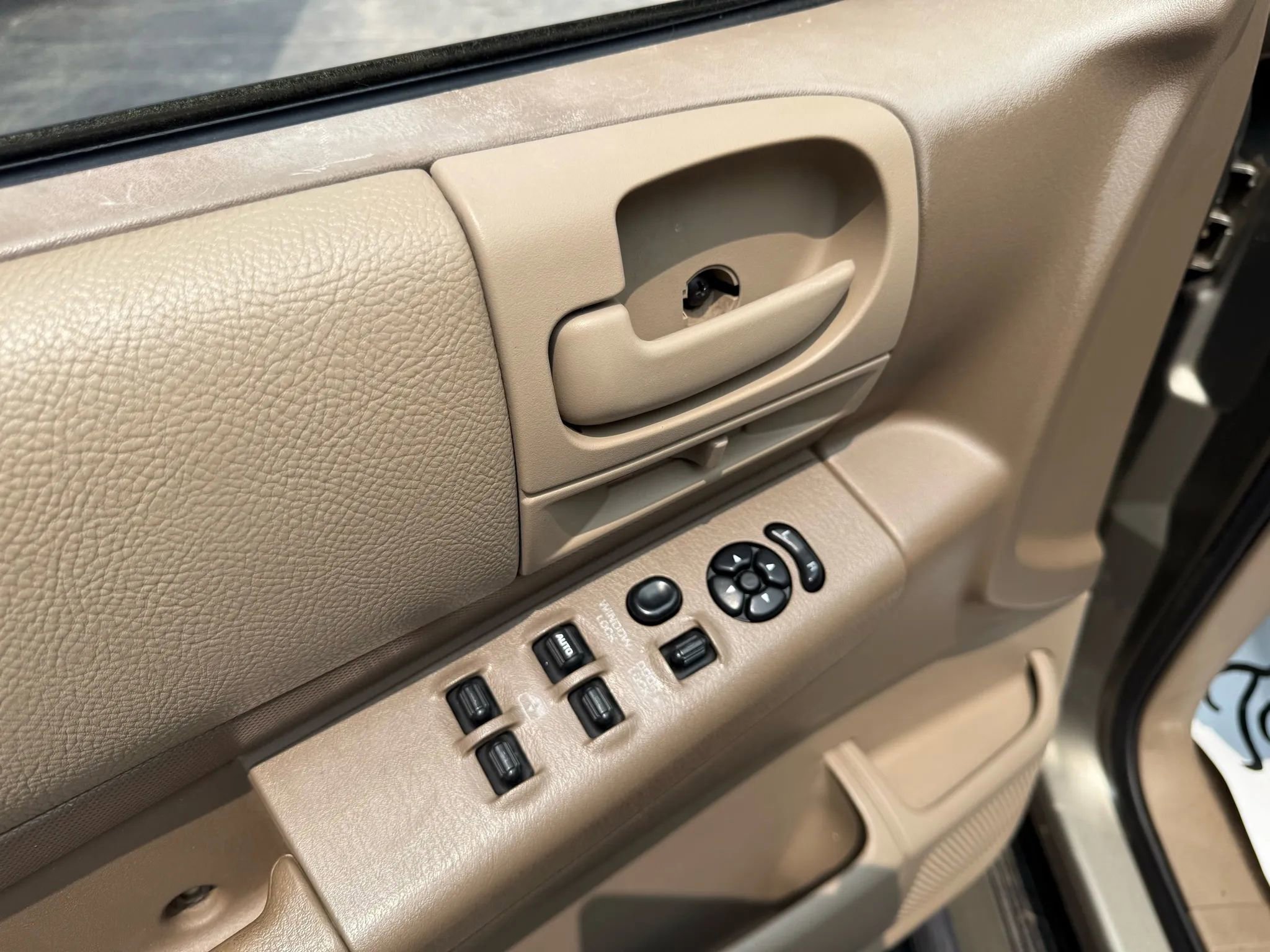 Used 2003 Dodge Durango SLT image 20