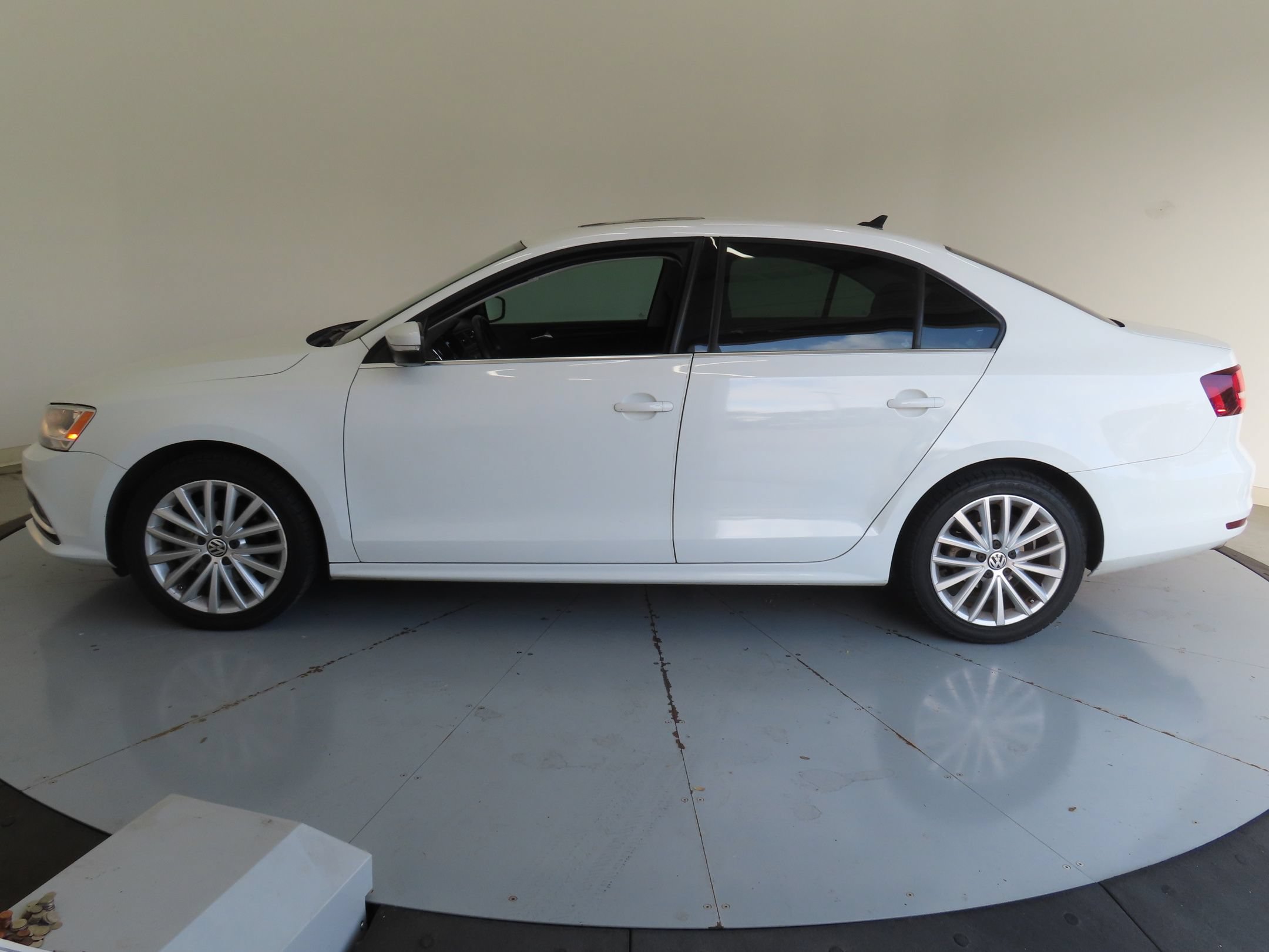 Used 2016 Volkswagen Jetta SEL FWD image 7