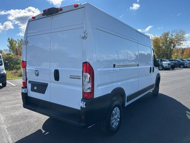 New 2025 RAM ProMaster 2500 w/ Quick Order Package 22G SLT FWD image 7