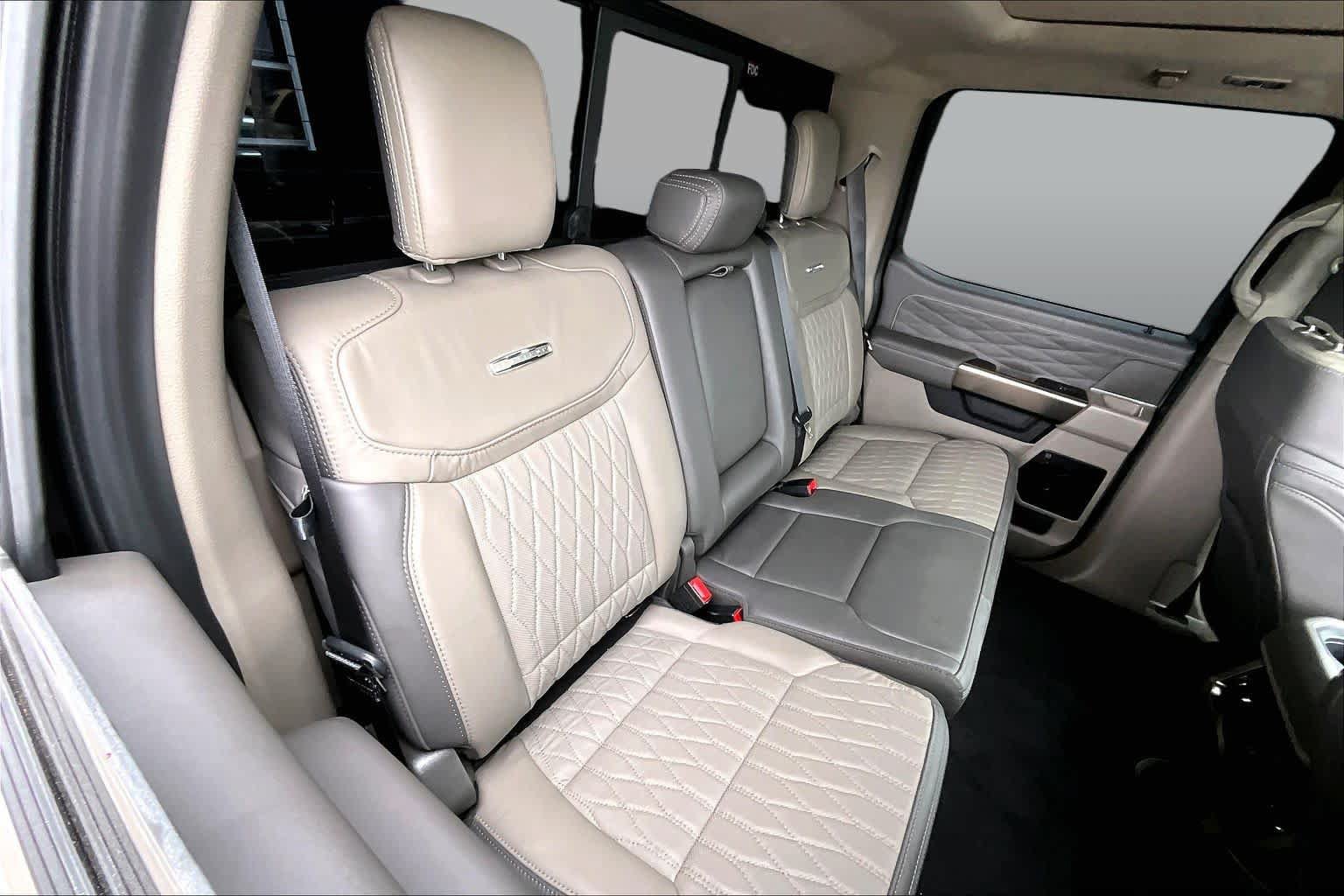 Used 2026 Ford F250 Platinum w/ Platinum Plus Package AWD/4WD image 19