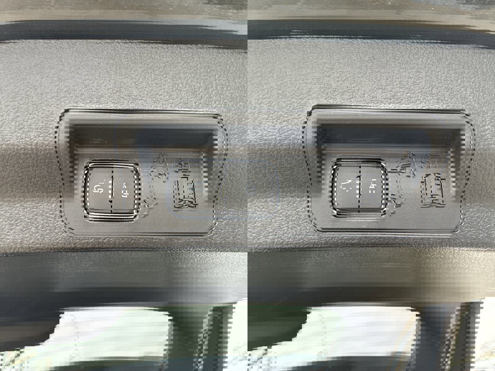 Used 2023 Ford Explorer Timberline image 9