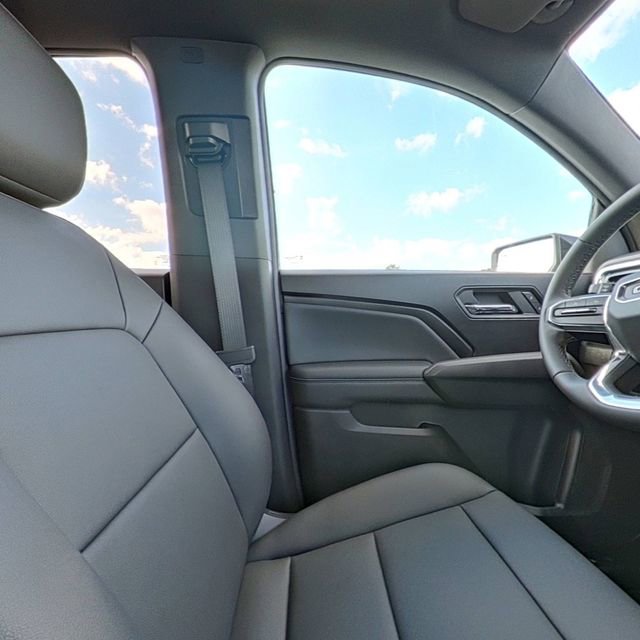 New 2026 GMC Canyon Elevation w/ Convenience Package image 18