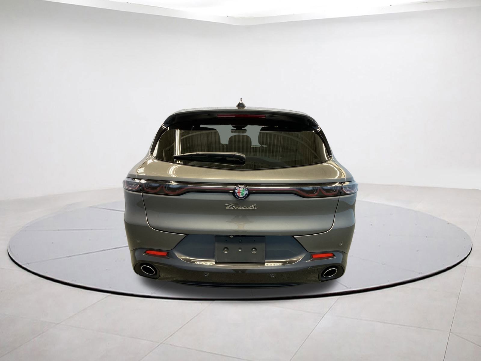 Used 2024 Alfa Romeo Tonale Veloce image 5
