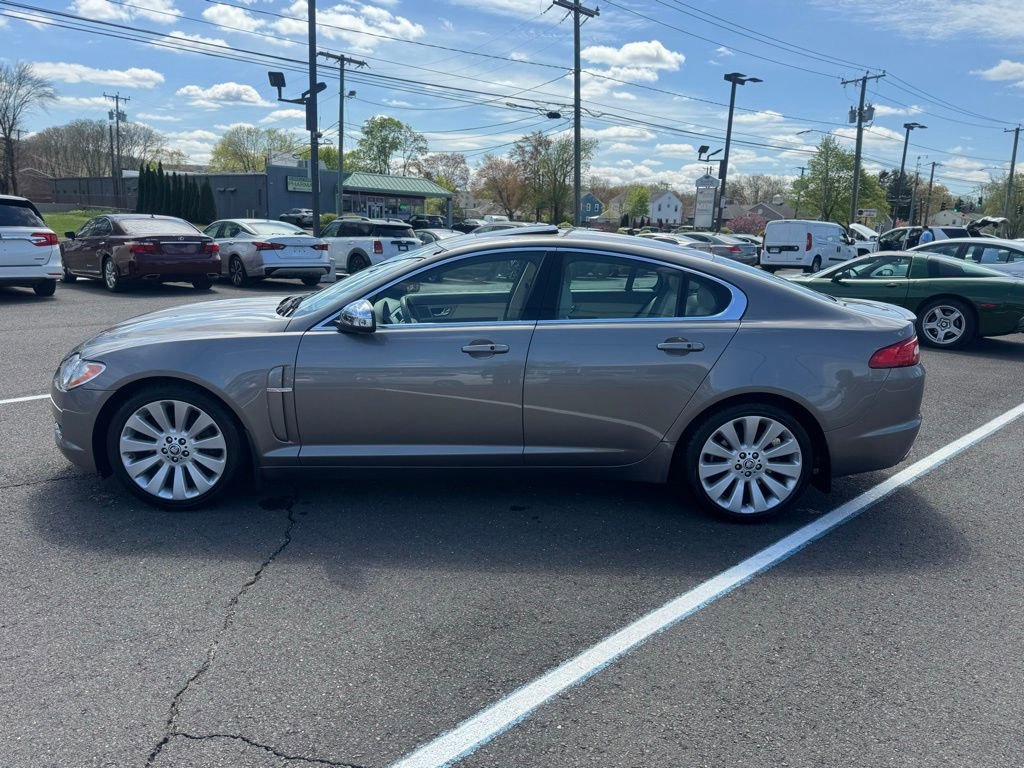Used 2009 Jaguar XF Premium RWD image 10