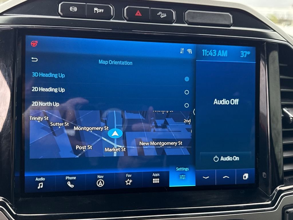 Used 2022 Ford F250 Lariat w/ Black Appearance Package image 21